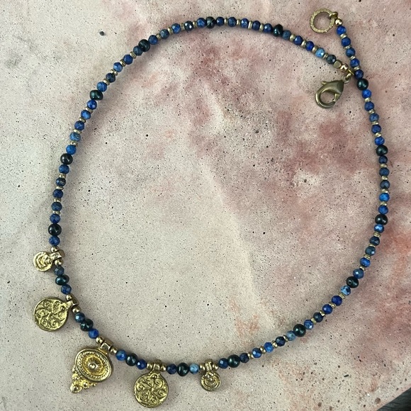 Handmade lapis layering necklace - Picture 5 of 9